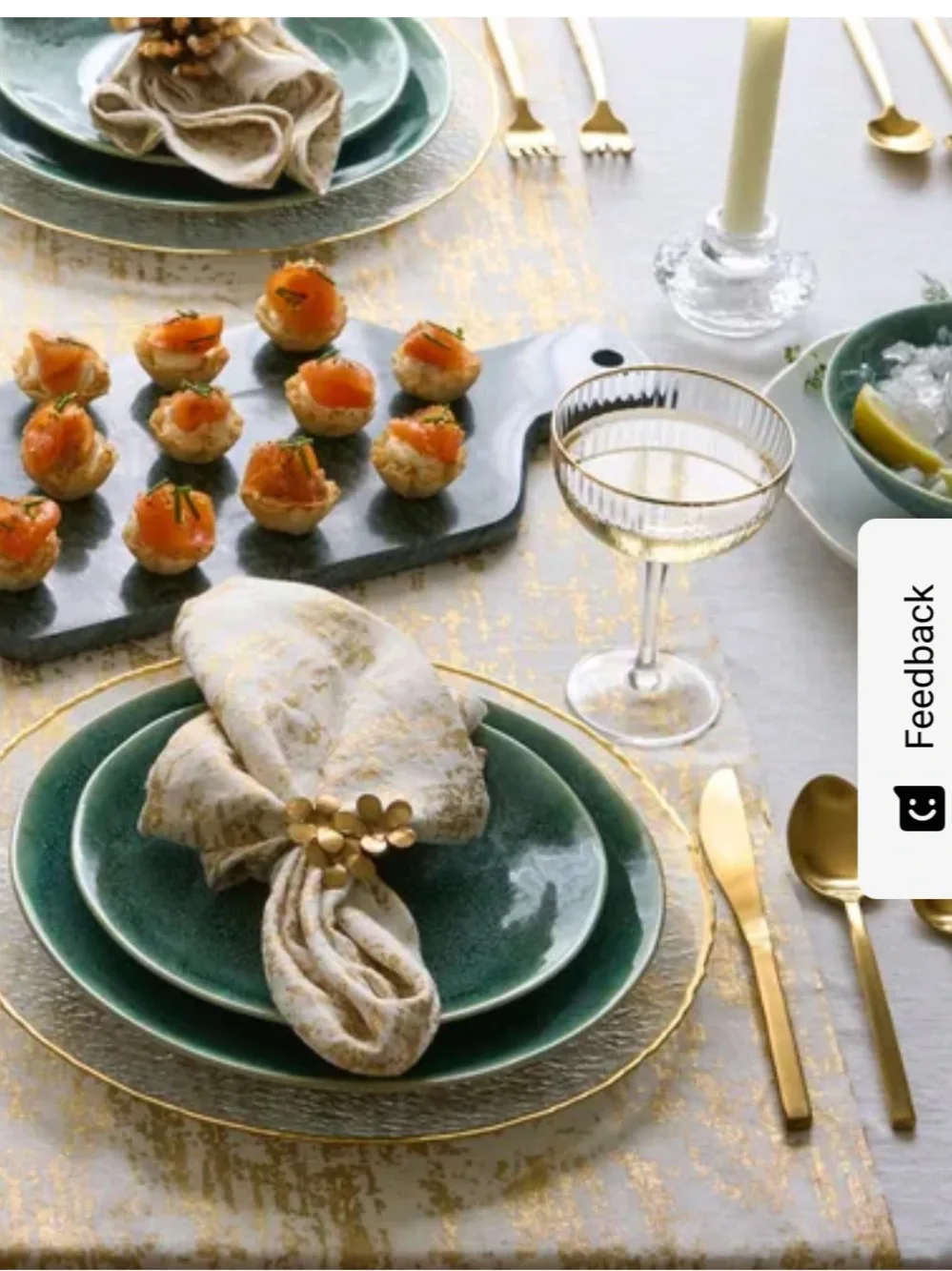 Sur La Table Gold Splatter Runner & Napkin Set (8).